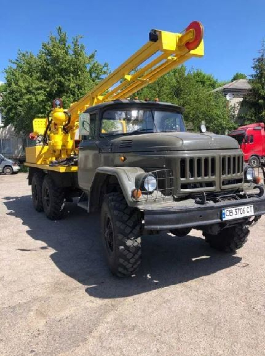 Бурение и обустройство скважины на воду. Буріння свердловини