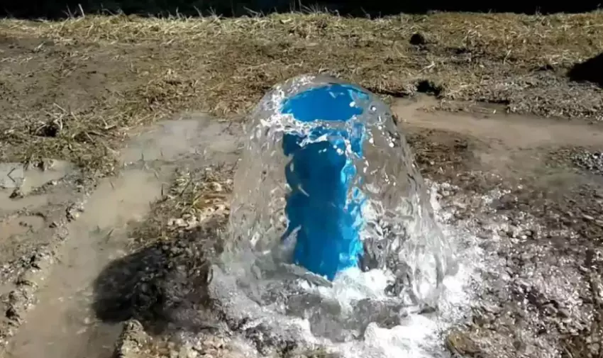 Пошук води георадаром. Свердловина на воду (скважин) 